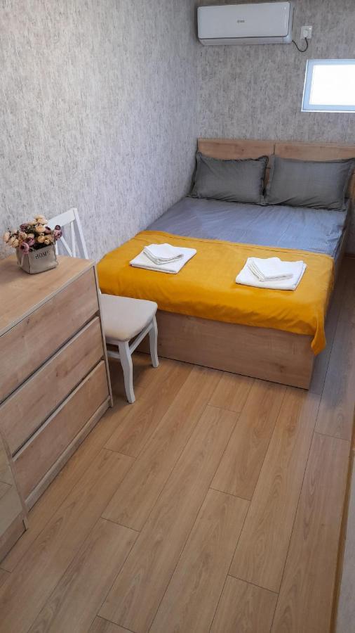 Yellow Apartment Tbilisi Esterno foto