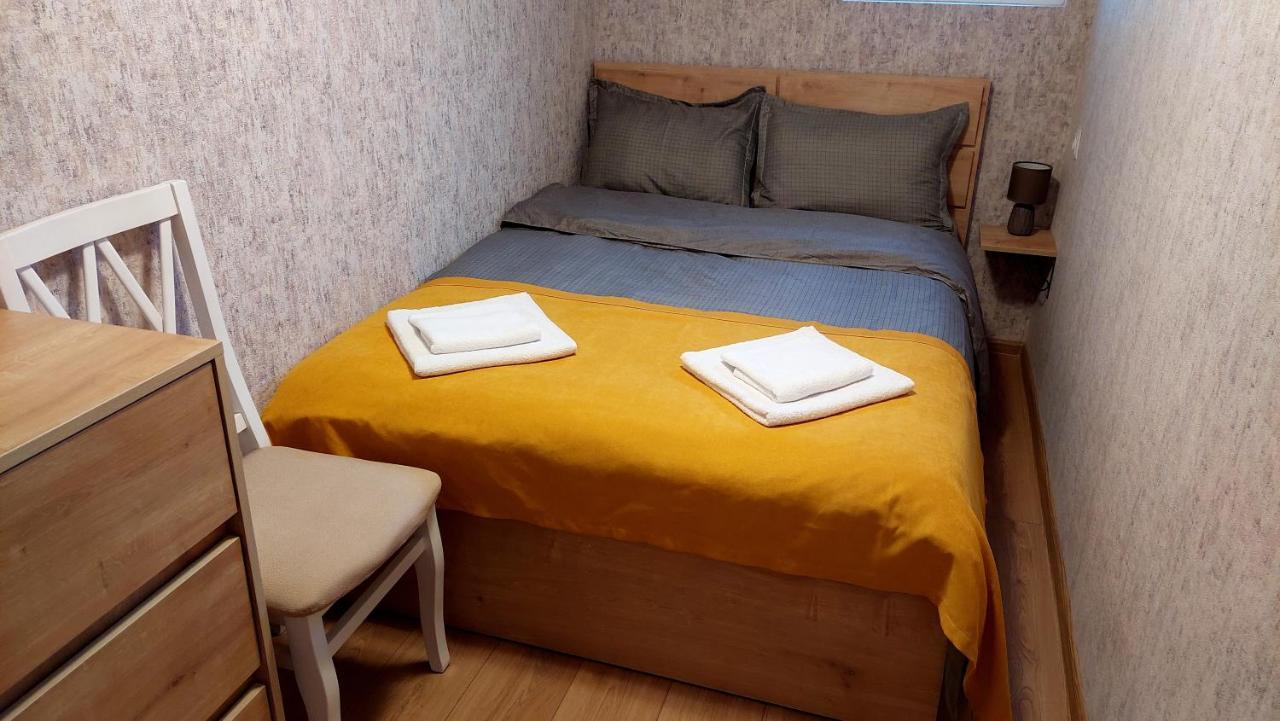 Yellow Apartment Tbilisi Esterno foto